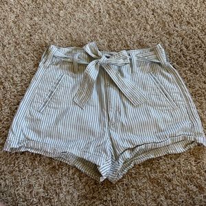 Women’s cargo shorts